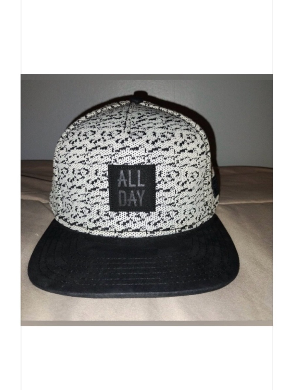 Cayler & Sons ALL DAY Turtledove Black And Grey Snapback Hat LIKE NEW!